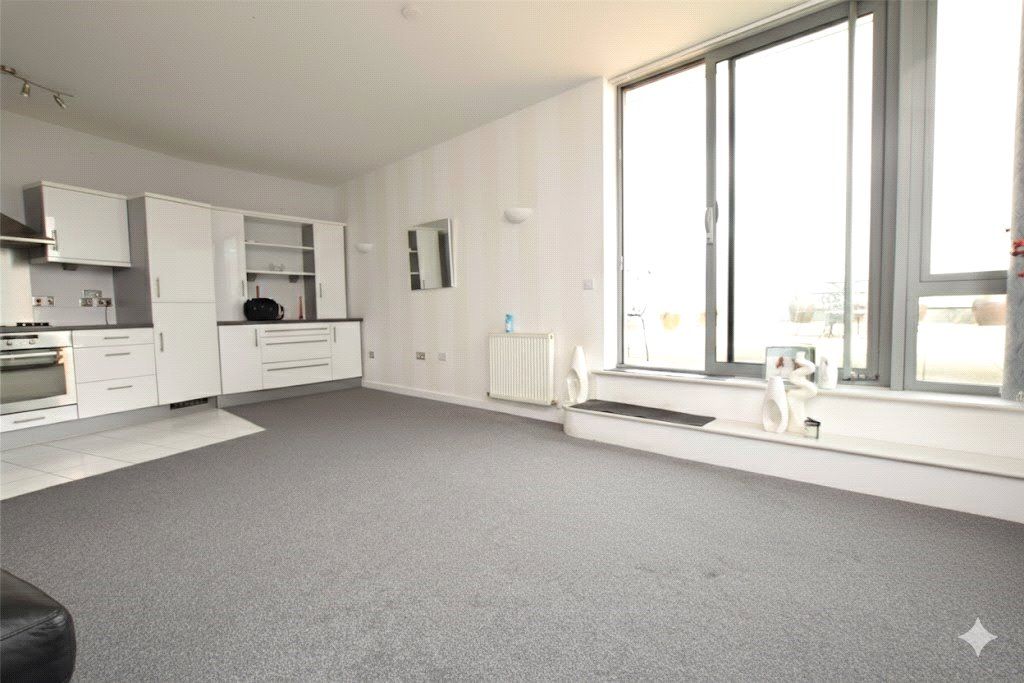 Property photo 3 of 11 Picture No. 16