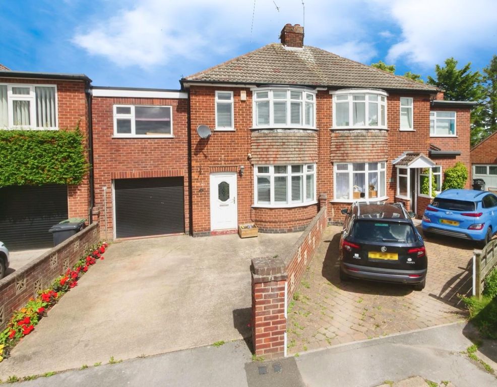 Property photo 1 of 22 External