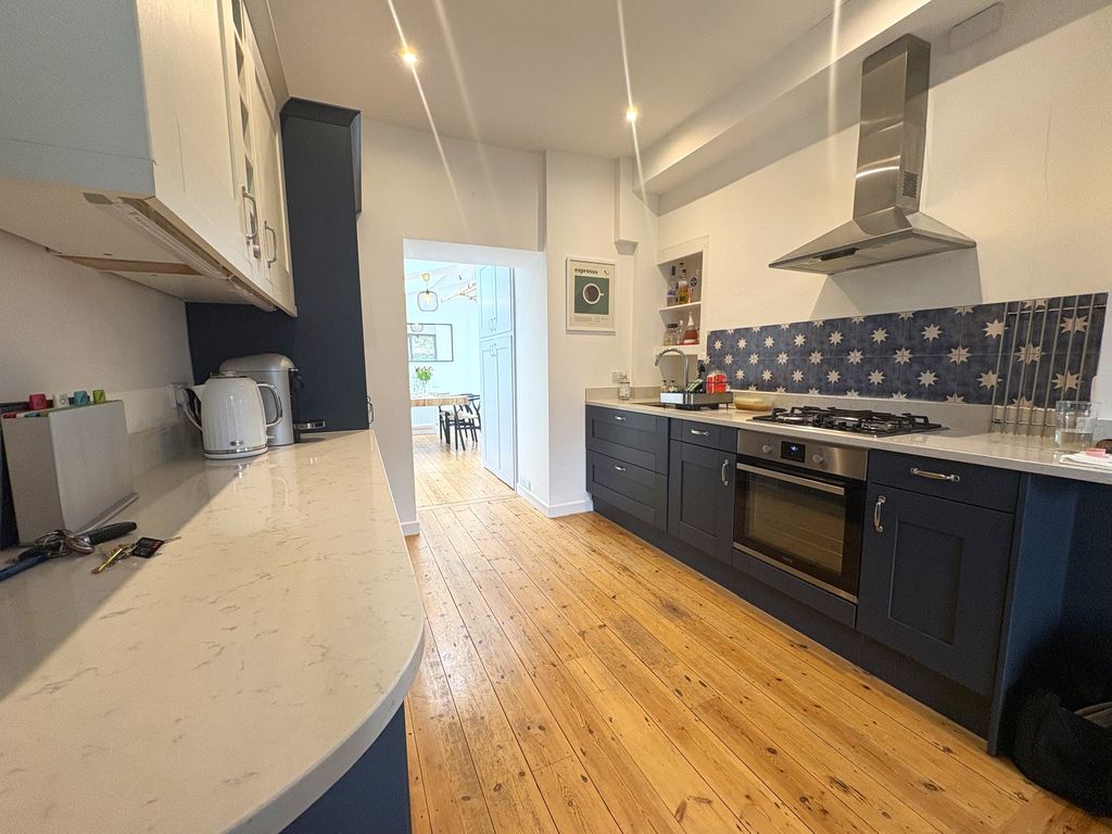 Property photo 2 of 15 Kitchen