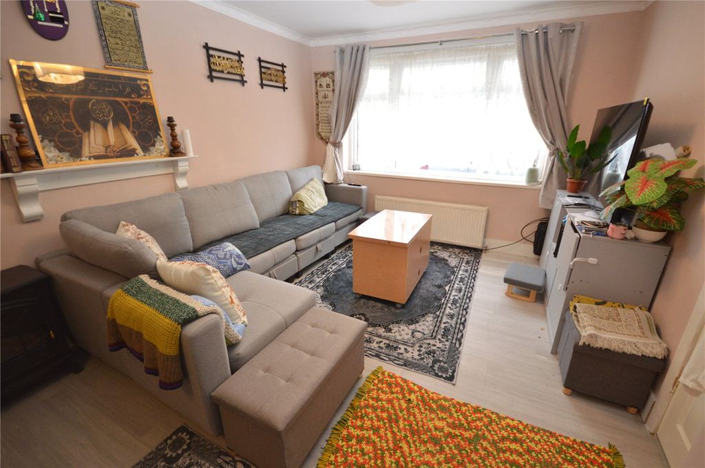 Property photo 3 of 15 Picture No. 03