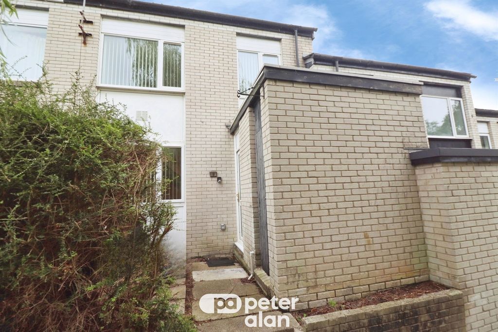 Property photo 1 of 29
