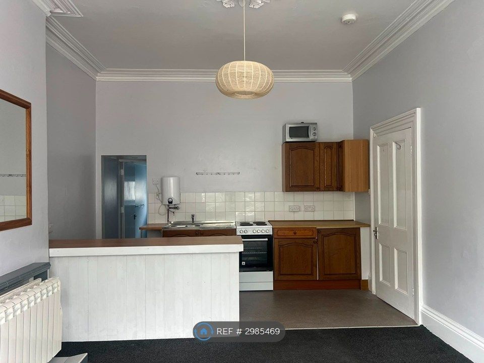 Property photo 2 of 3