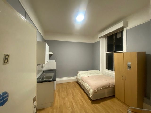 Property photo 2 of 4