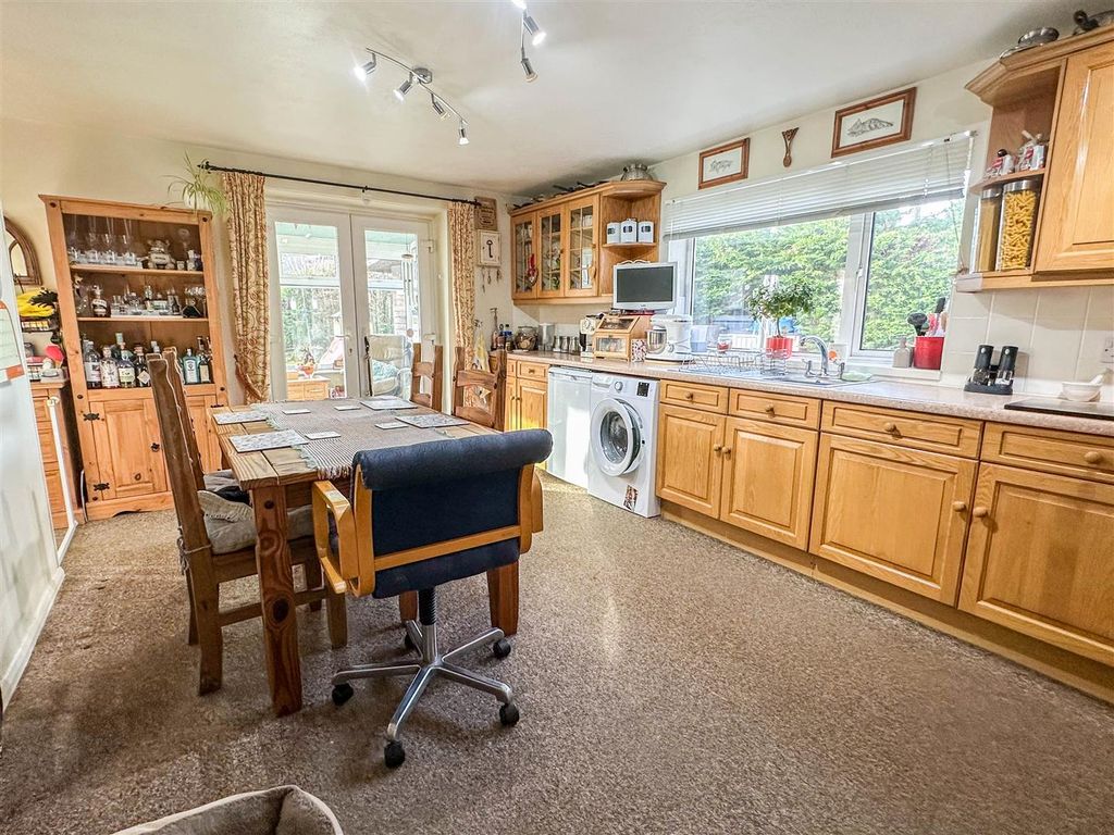 Property photo 2 of 15 Img_6521.Jpg