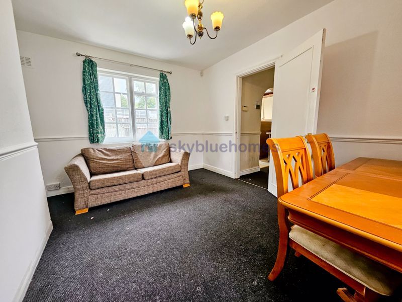 Property photo 2 of 13 Photo 6