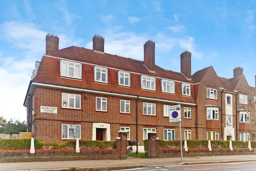 Property photo 1 of 20