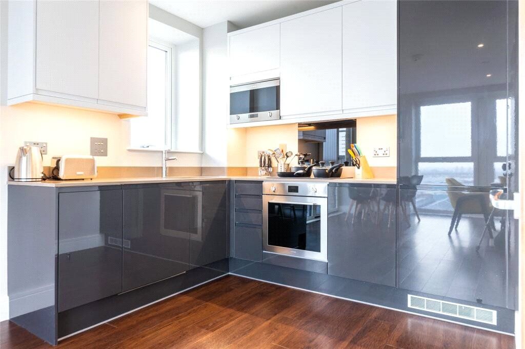 Property photo 2 of 6 Picture No. 18