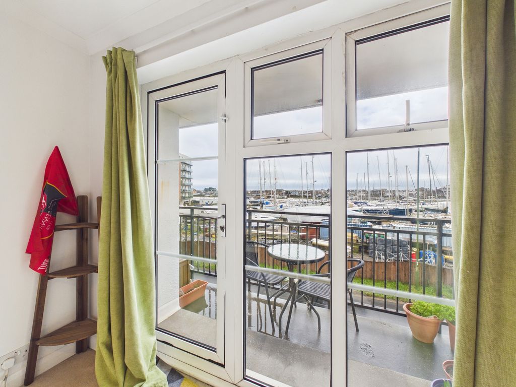 Property photo 3 of 13 Cam03519G0-Pr0458-Still002