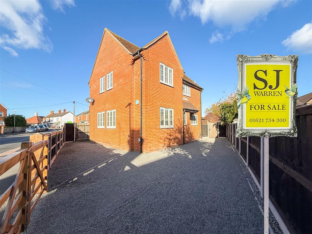 Property photo 2 of 37 Front