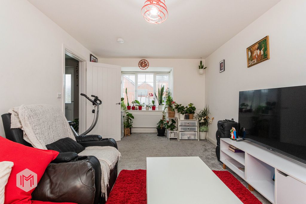 Property photo 3 of 22 Picture No. 24