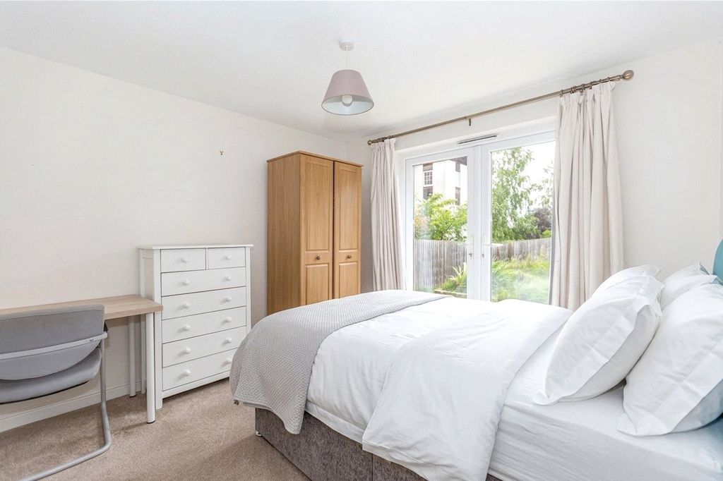 Property photo 2 of 16 Picture No. 47