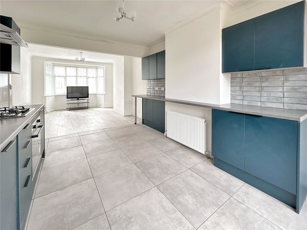 Property photo 2 of 30 Picture No. 28