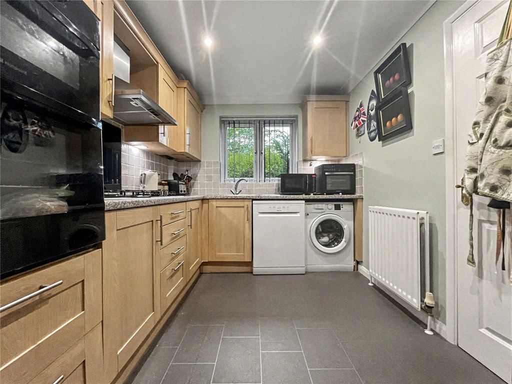 Property photo 2 of 13 Picture No. 01