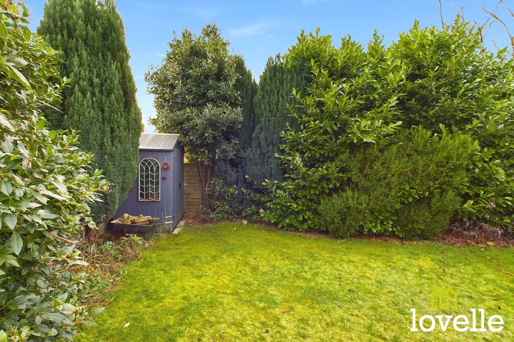 Property photo 2 of 21