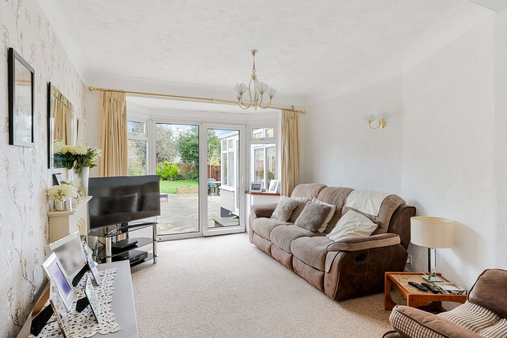 Property photo 2 of 12