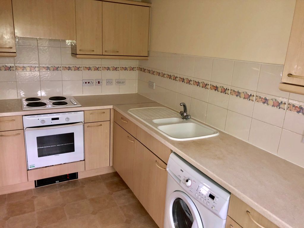 Property photo 2 of 6