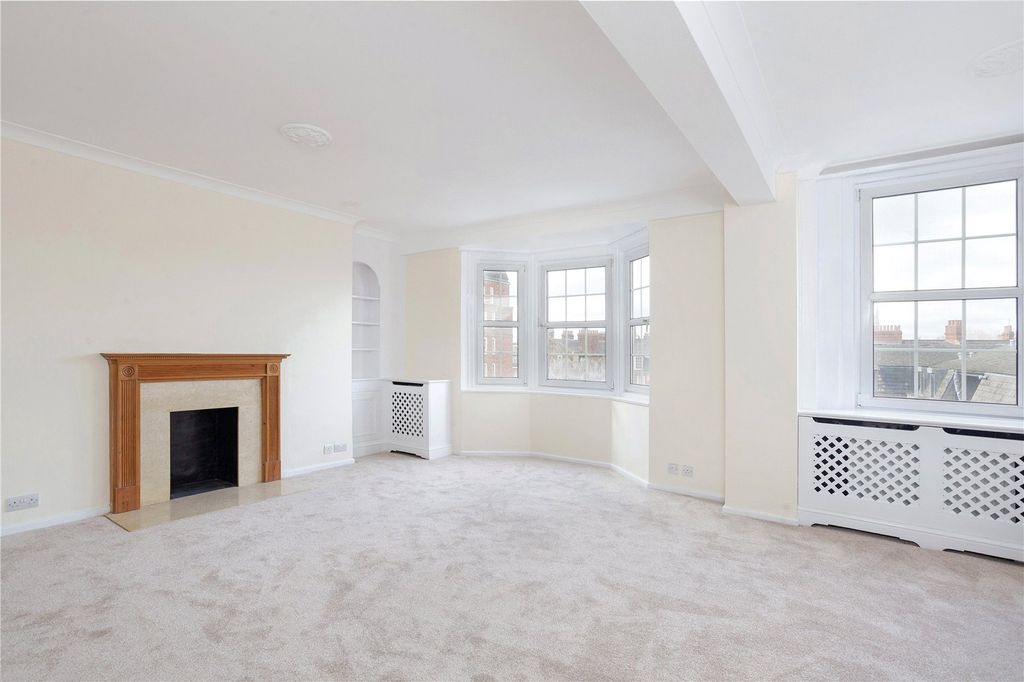 Property photo 1 of 10 Reception Room