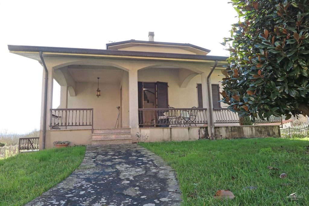 Property photo 3 of 61