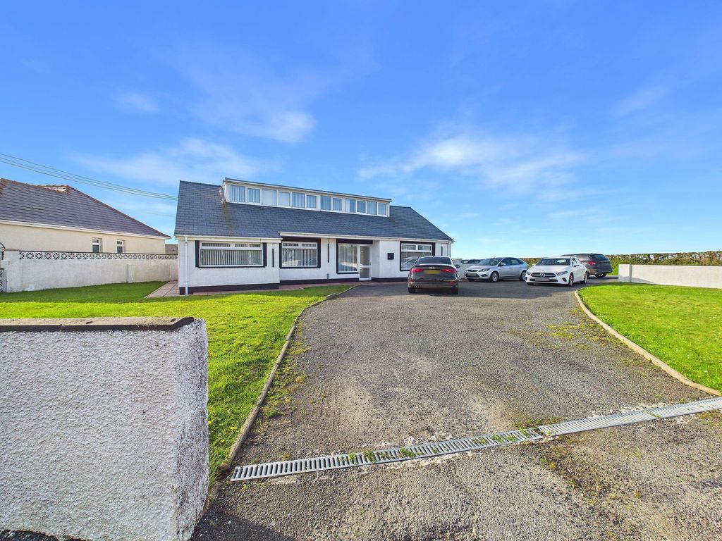 Property photo 2 of 24