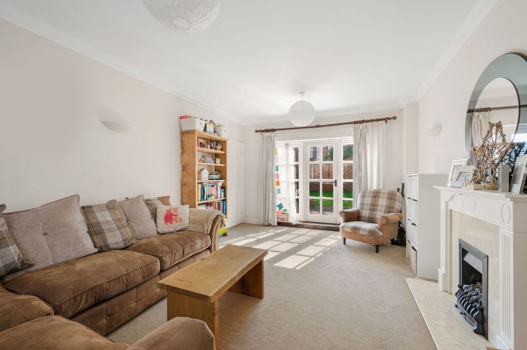 Property photo 3 of 15