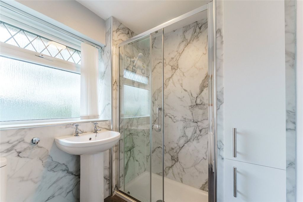 Property photo 2 of 20 Picture No. 34