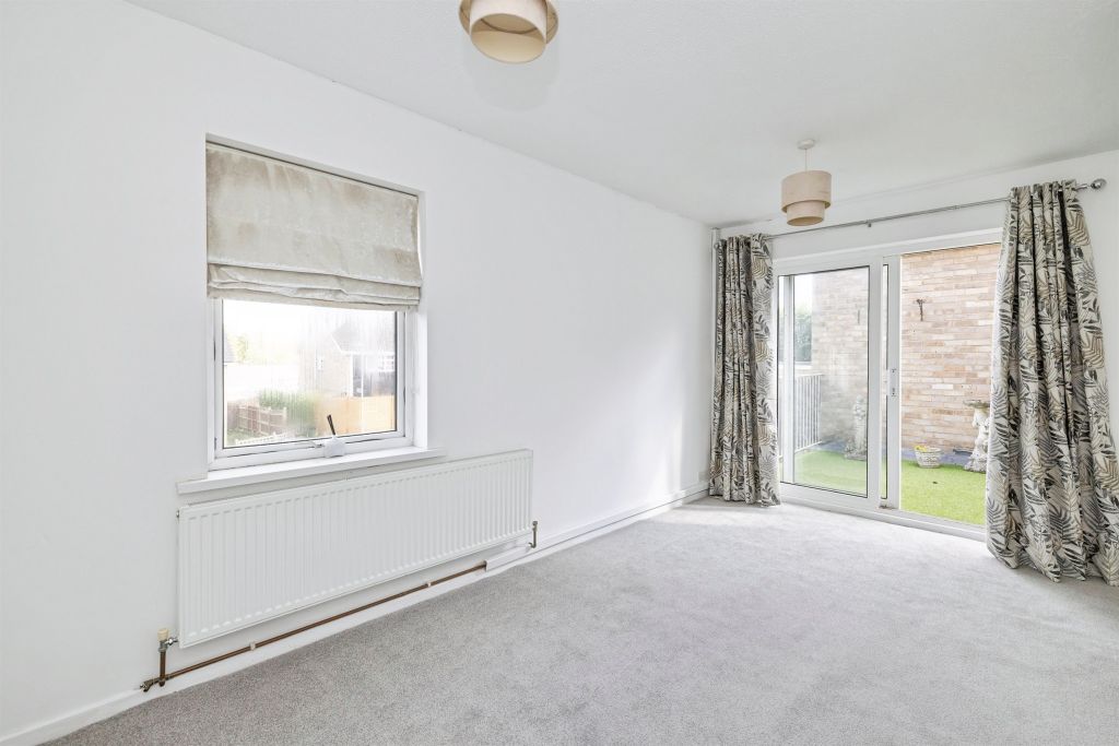 Property photo 3 of 23