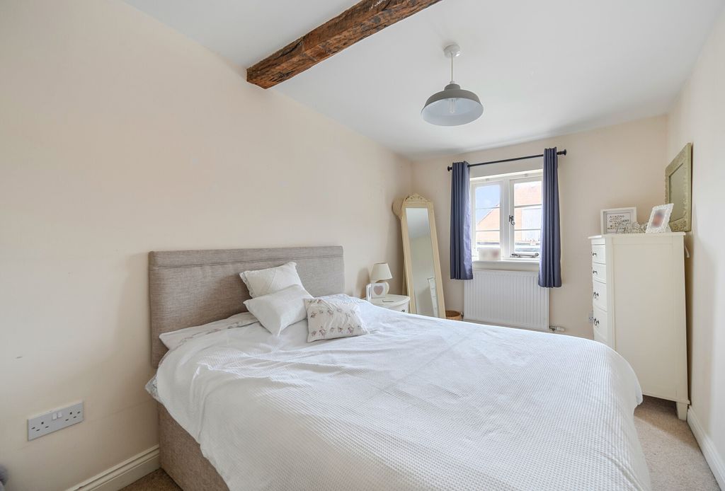 Property photo 3 of 10 1362127-20-68E4E6...