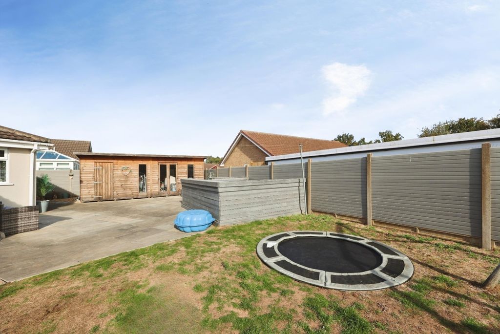 Property photo 3 of 26 5564562