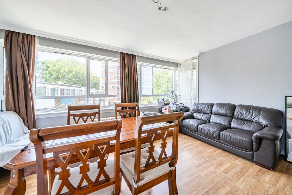 Property photo 1 of 21