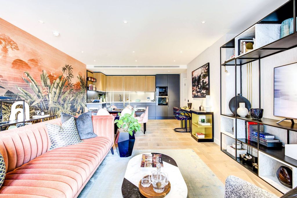 Property photo 3 of 31