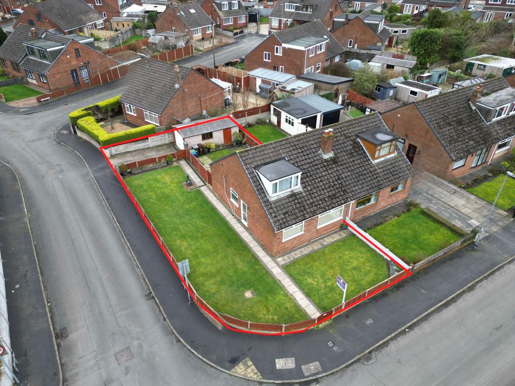 Property photo 1 of 21