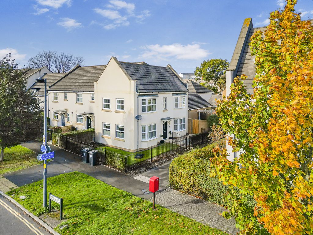 Property photo 1 of 31