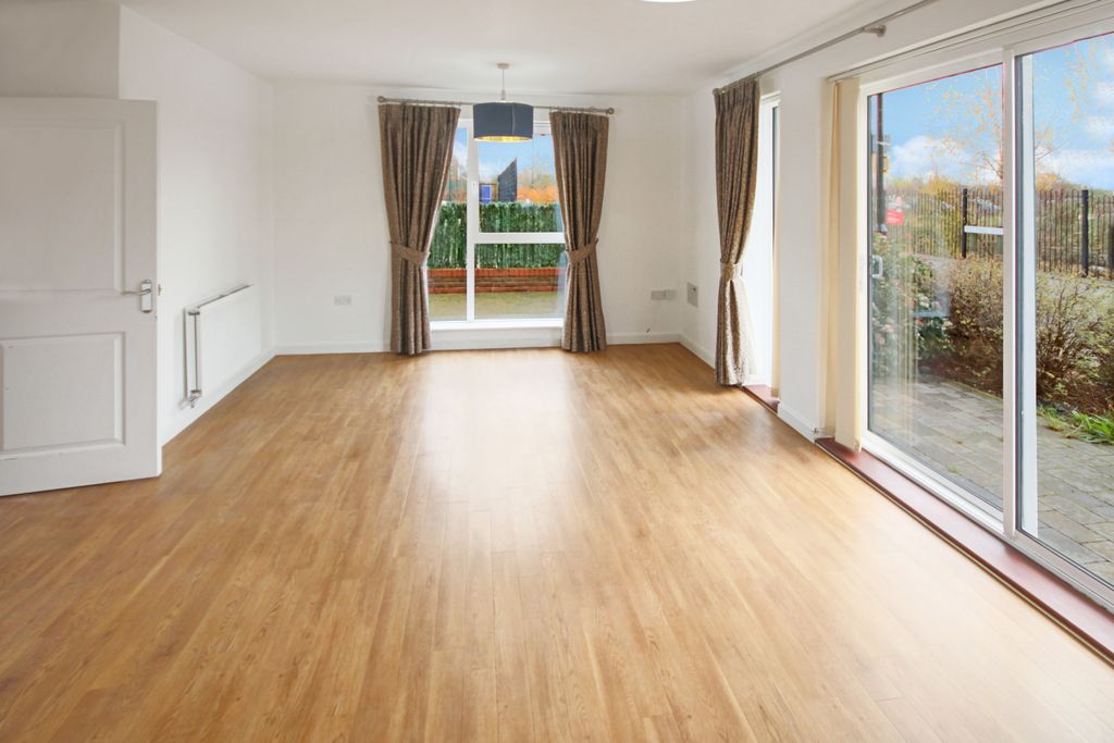 Property photo 2 of 10