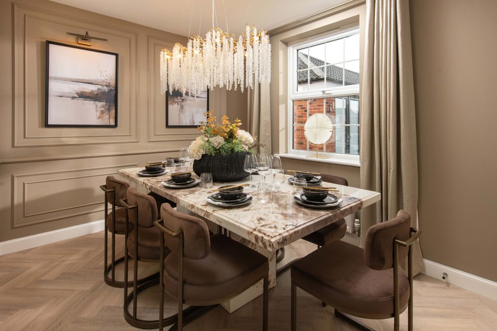 Property photo 3 of 9 Castra Park Winstone