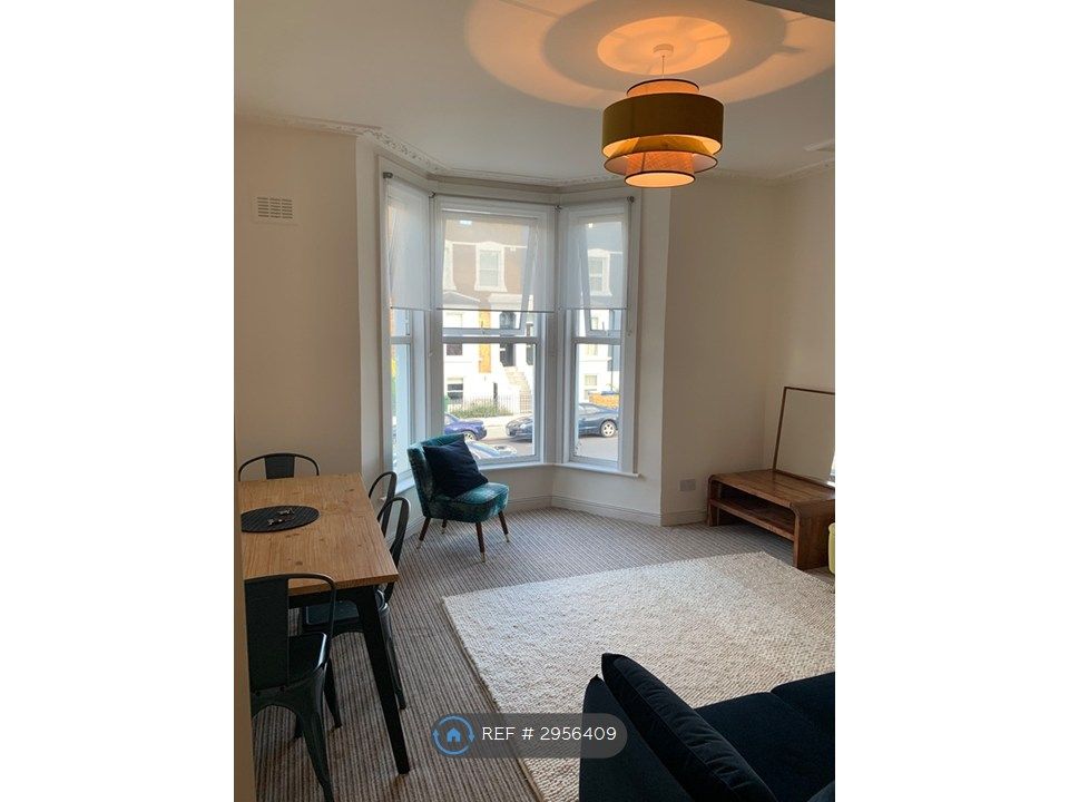 Property photo 1 of 4