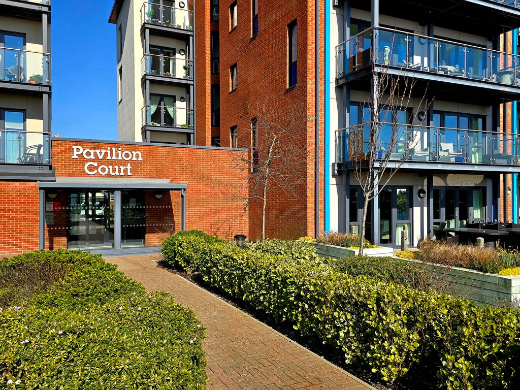 Property photo 3 of 12 Pavilion Court c