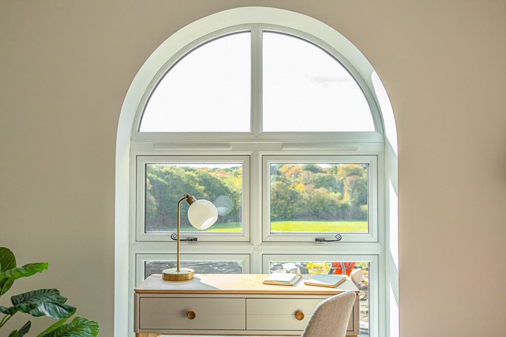 Property photo 2 of 50