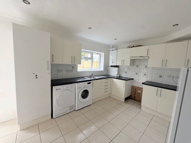 Property photo 1 of 9 Image