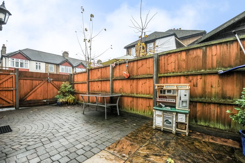 Property photo 2 of 6 Picture No. 01