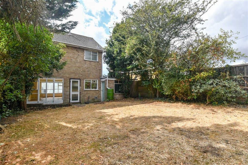 Property photo 2 of 11 Rear Garden