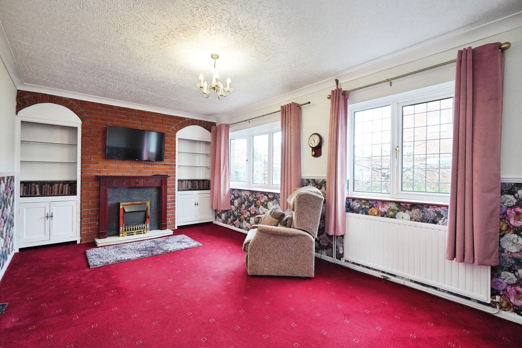 Property photo 2 of 15