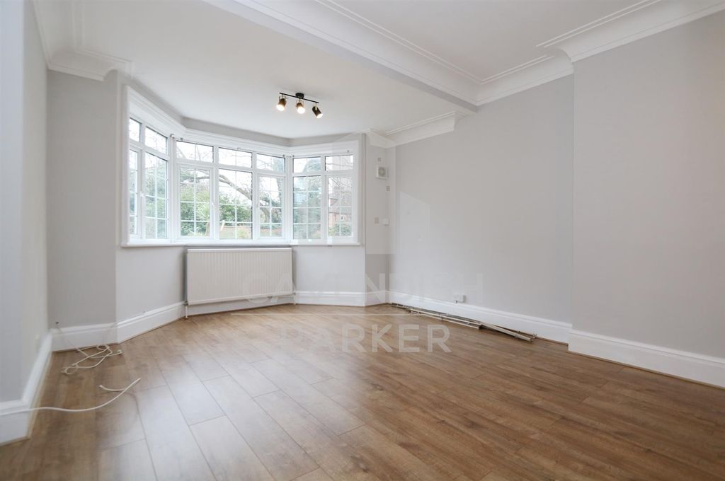 Property photo 2 of 10 1.Jpg
