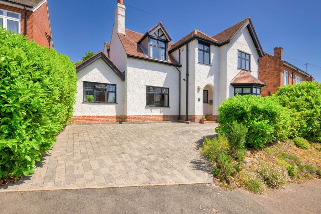 Property photo 1 of 36