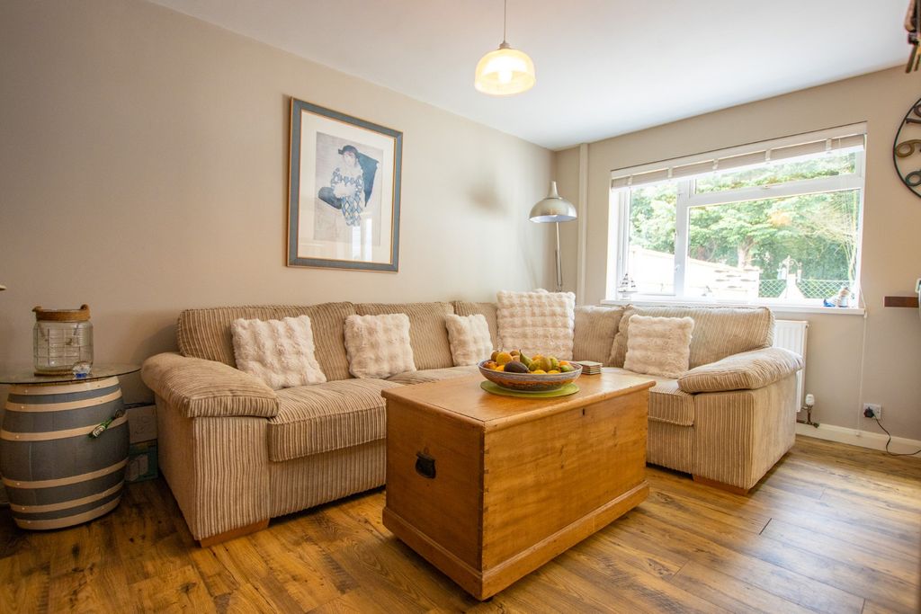 Property photo 3 of 28 52026511