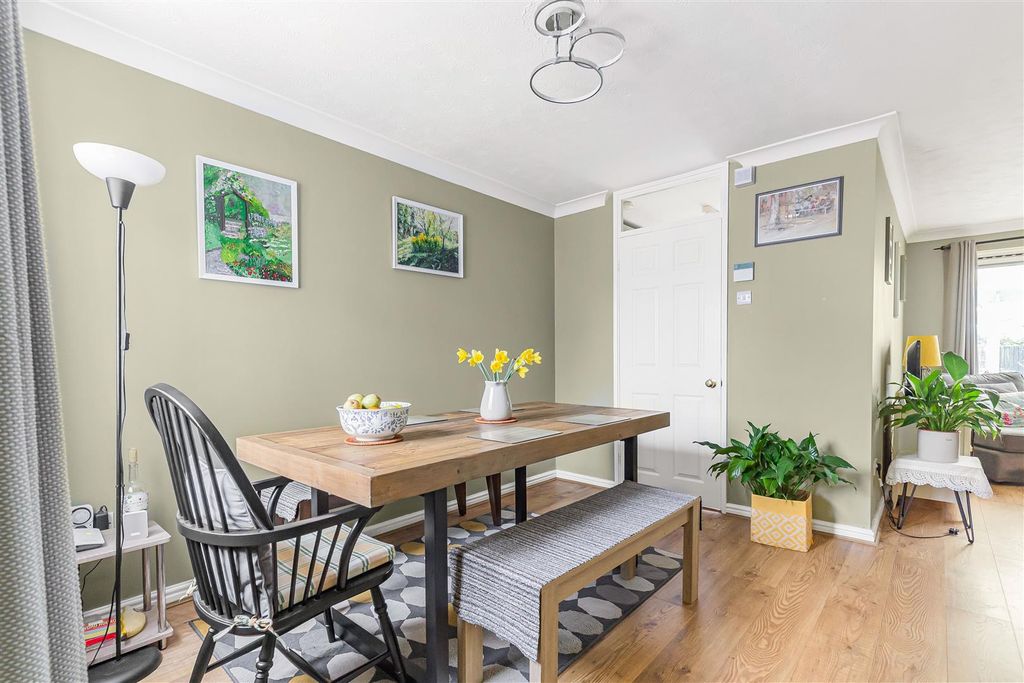 Property photo 3 of 17 12_73380.Jpg