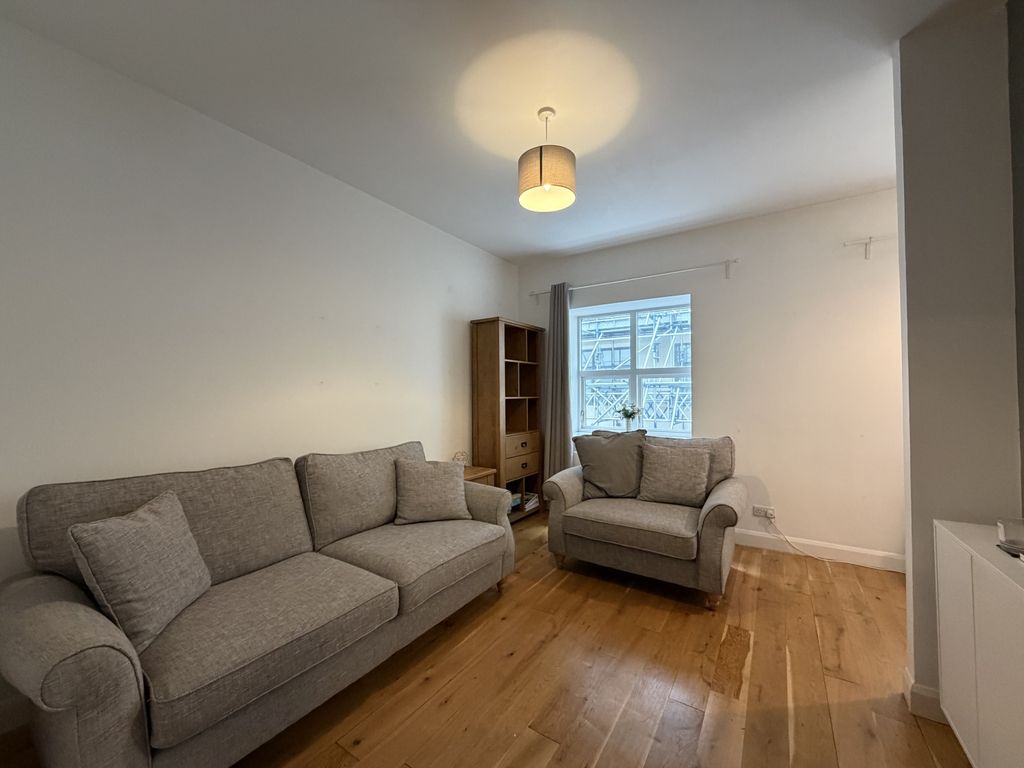 Property photo 1 of 9 Img_0235