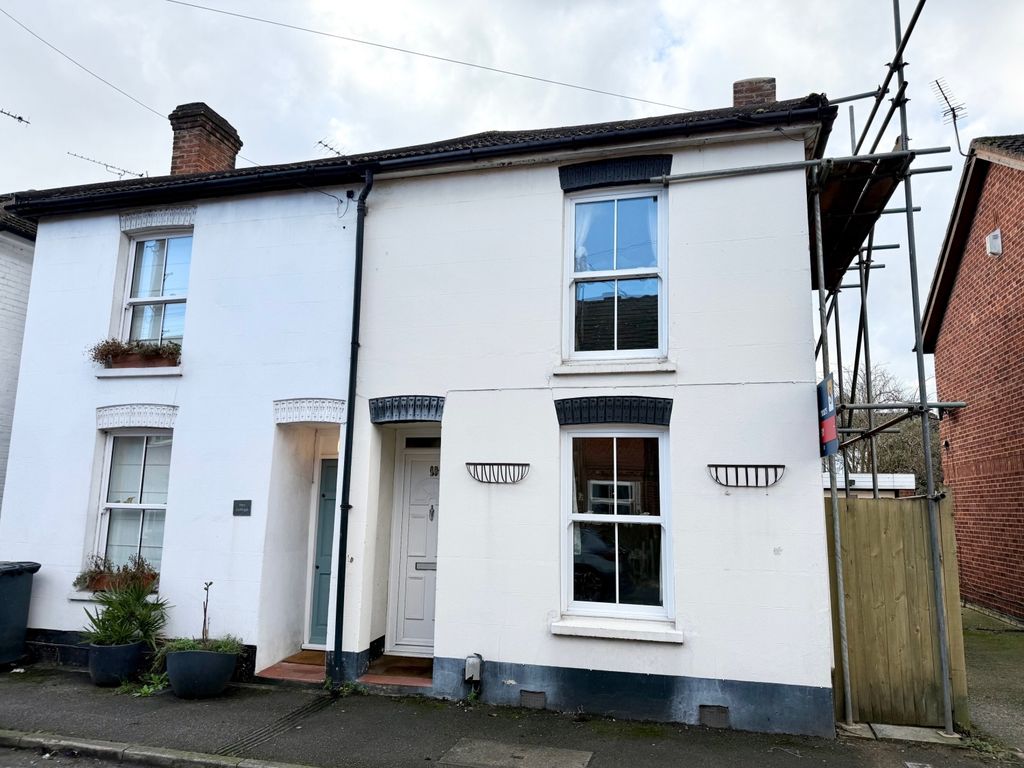 Property photo 1 of 9 Front