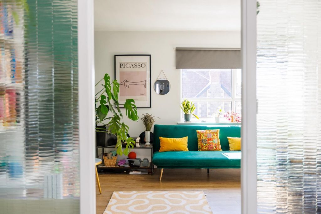Property photo 1 of 12 5 Holmes Court-15.Jpg
