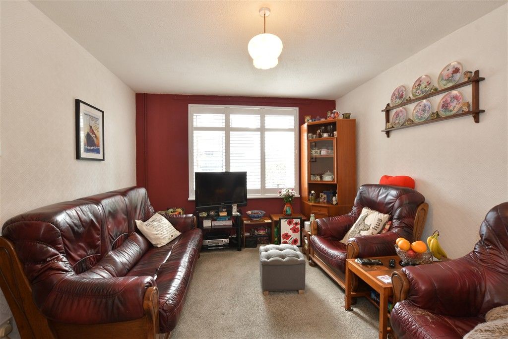 Property photo 3 of 12 Lounge/Dining Room