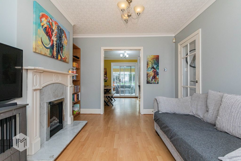 Property photo 3 of 22 Picture No. 11